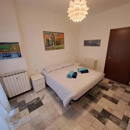 Comfortable And Spacious In מילאנו