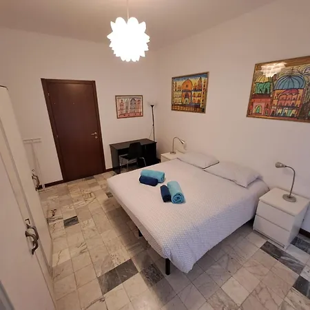 Comfortable And Spacious In Appartamento