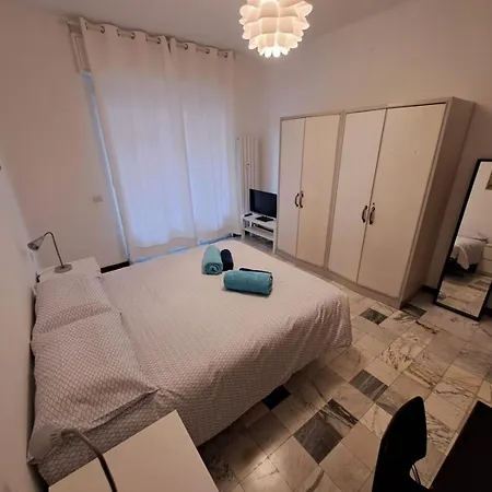 Comfortable And Spacious In Apartment